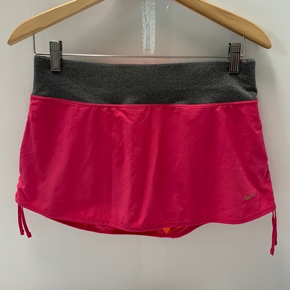 Nike Pants - Nike hot pink tennis skort - Small